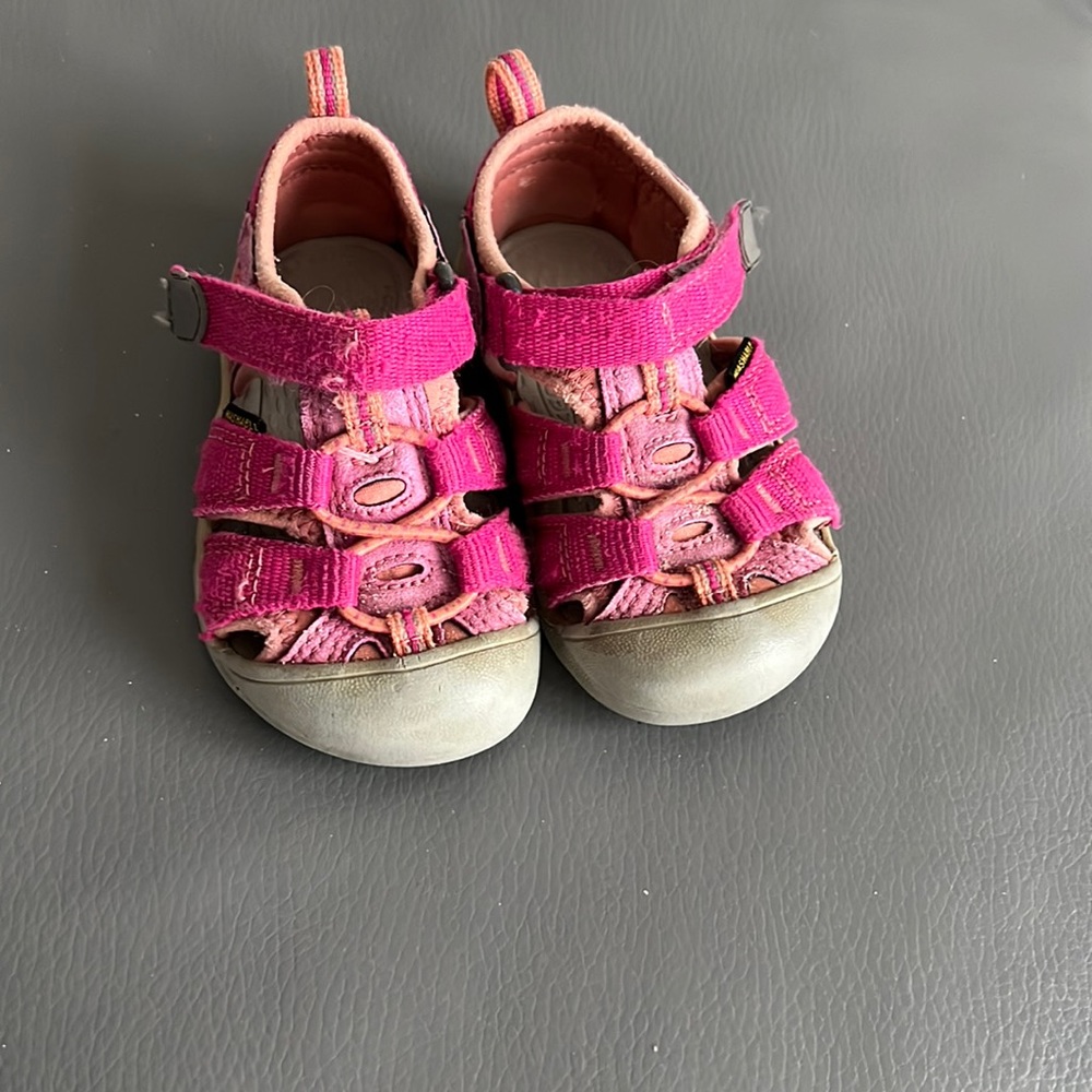 Keen little kids Seacamp II CNX sandals - the best!